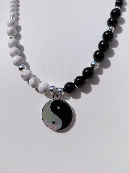 Collier Onyx Howlite Yin-Yang Nacre & Onyx