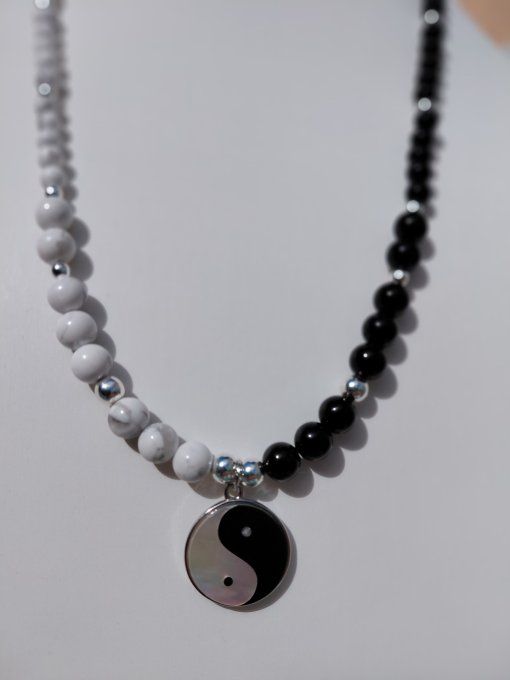 Collier Onyx Howlite Yin-Yang Nacre & Onyx