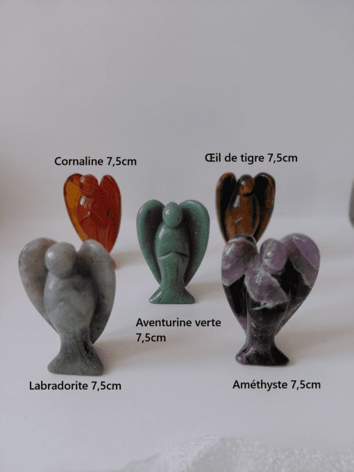 Ange pierre naturelles 7,5cm