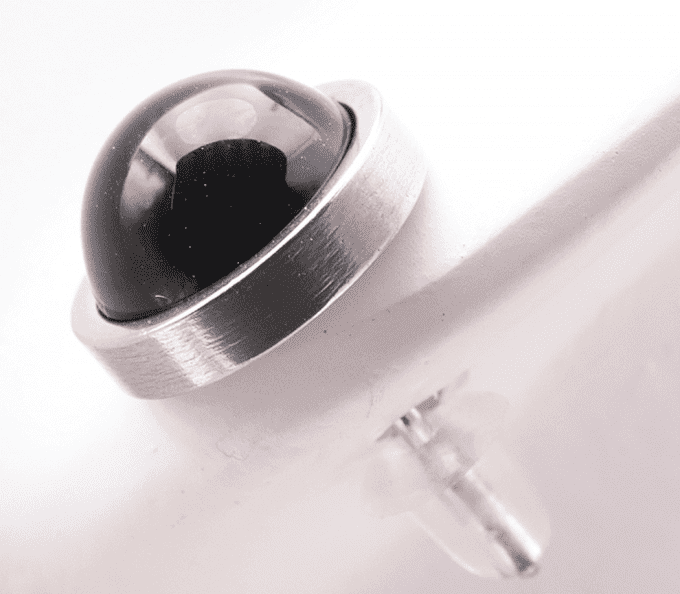 Boucle d'oreille serti 10mm