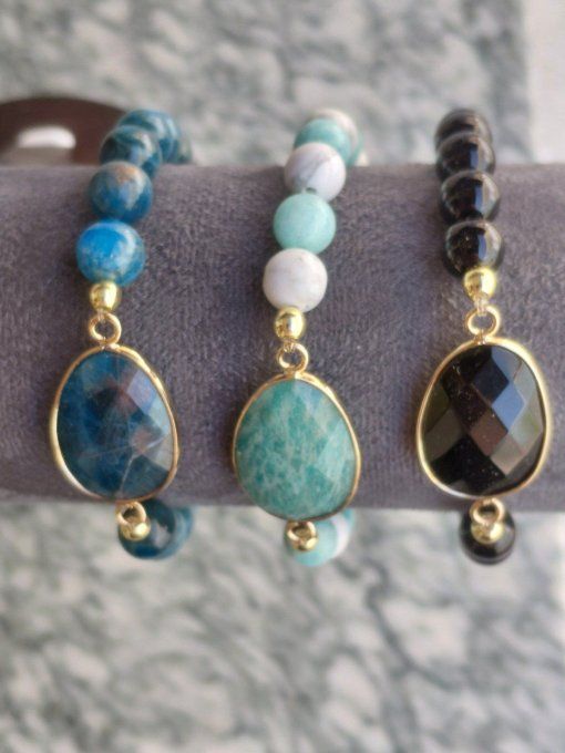 Création des bracelet pendentif en  pierres naturelles  